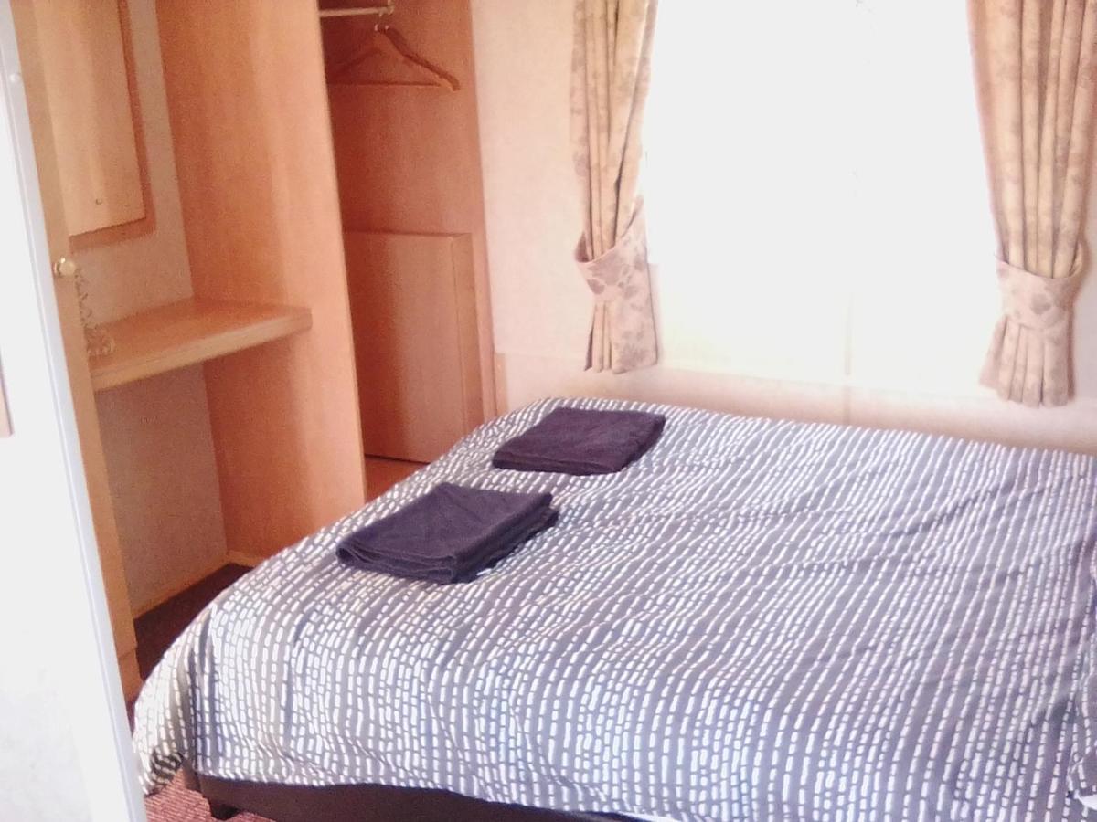 Cosy Chalet Mobile Home , Peace & Quiet ดิงเกิล ภายนอก รูปภาพ